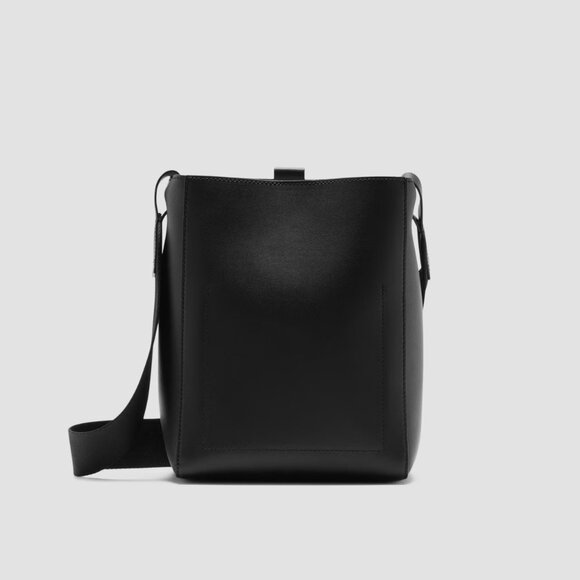 Everlane The Mini Studio Bag in Black - Picture 2 of 10